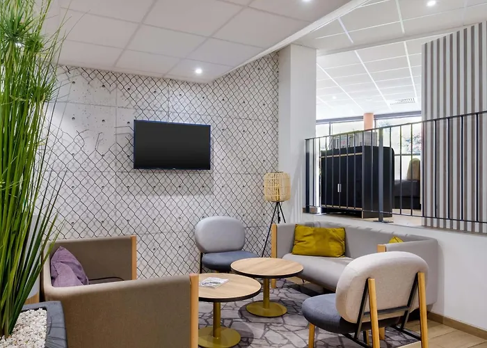 Aeroport Arenas Szálloda 3*