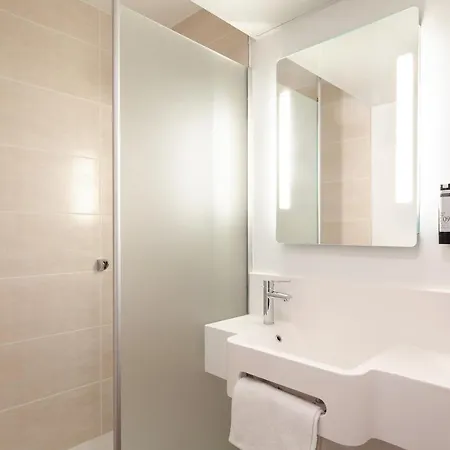 Aéroport Arenas Hotel 3*