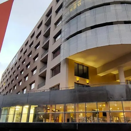 Hotel Aéroport Arenas 3*