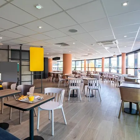 Otel Aeroport Arenas Nice