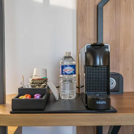 Hotel Aéroport Arenas 3*