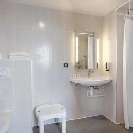 Aéroport Arenas Hotel 3*