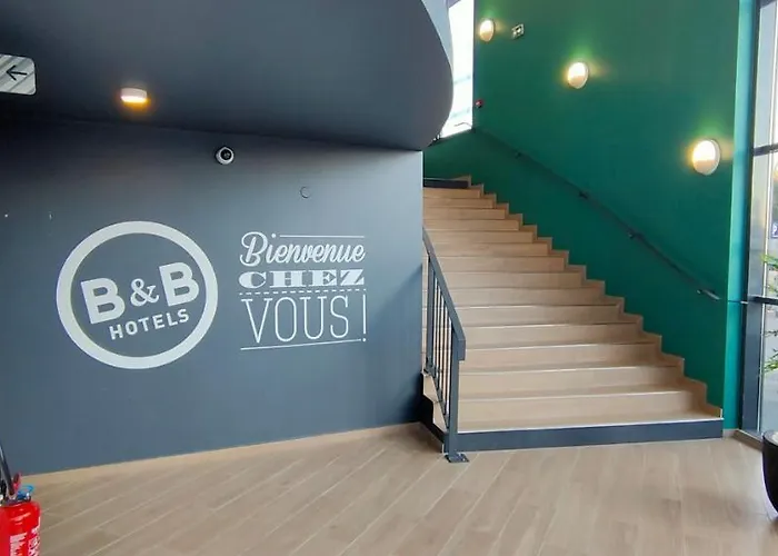 Aeroport Arenas ホテル