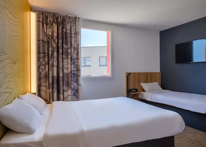 ホテル Aeroport Arenas ニース